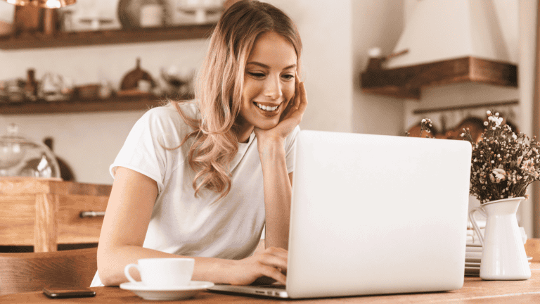 12 High-Paying Virtual Assistant Services You Can Offer to Bloggers